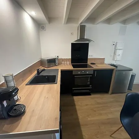 Apartamento Le P Tit Marin Proche Marché Et Gare Sncf- Wifi Débit - La Rochelle (Charente-Maritime)