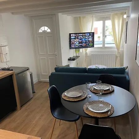 Le P Tit Marin Proche Marché Et Gare Sncf- Wifi Débit - La Rochelle (Charente-Maritime)