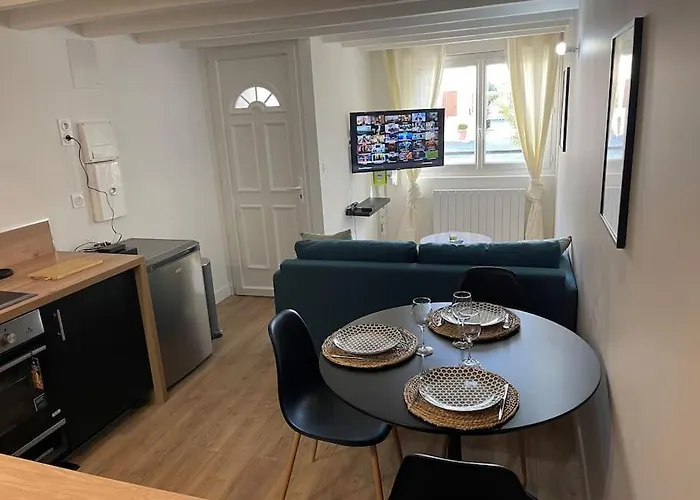 Le P Tit Marin Proche Marché Et Gare Sncf- Wifi Débit - La Rochelle (Charente-Maritime)